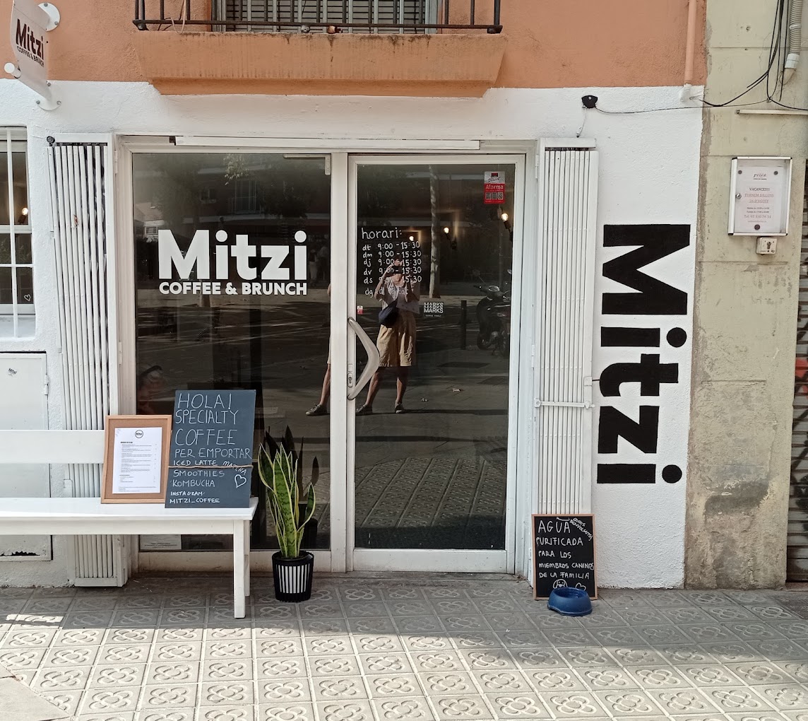 Mitzi cafe image